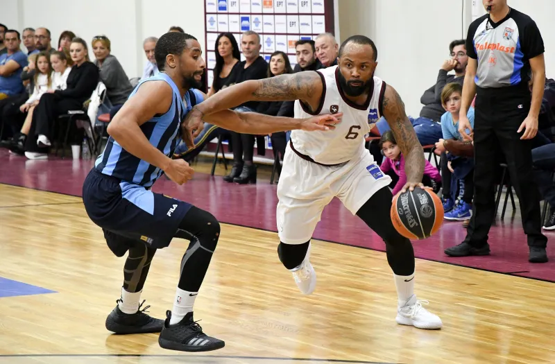 Σμιθ στο Sportime:  «Να κερδίζουμε και μακριά από τη Λήμνο»