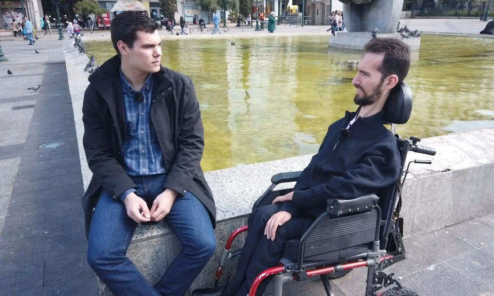 Στέλιος Κυμπουρόπουλος: «Φοβάμαι να ζήσω μια μέρα χωρίς έρωτα»