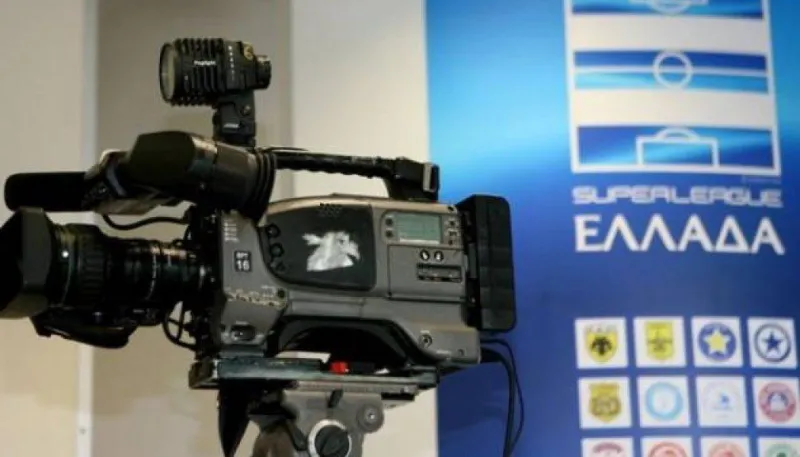 Nova προς Super League: «Παίξτε μπάλα, όχι… κρυφτό»