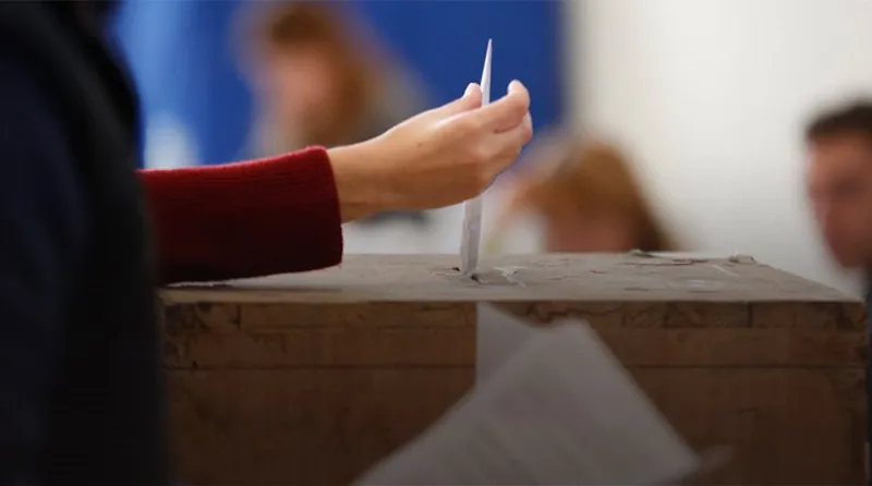 «Καμπανάκι» στην κυβέρνηση - 9 μονάδες προβάδισμα για ΝΔ σύμφωνα με νέα δημοσκόπηση (pic)