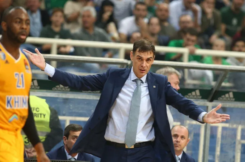 «Καμπάνα» στον Μπαρτζώκα