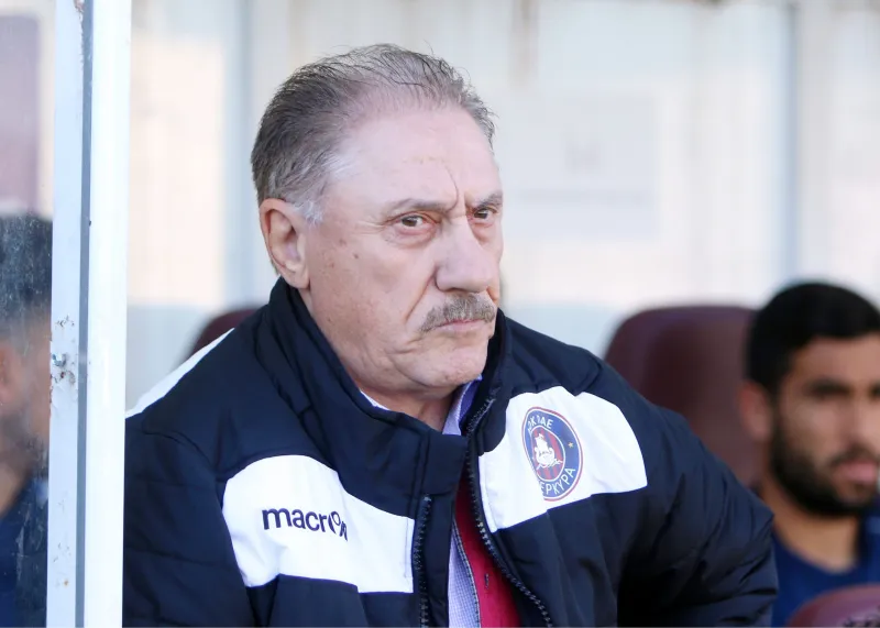 Ματζουράκης και του χρόνου
