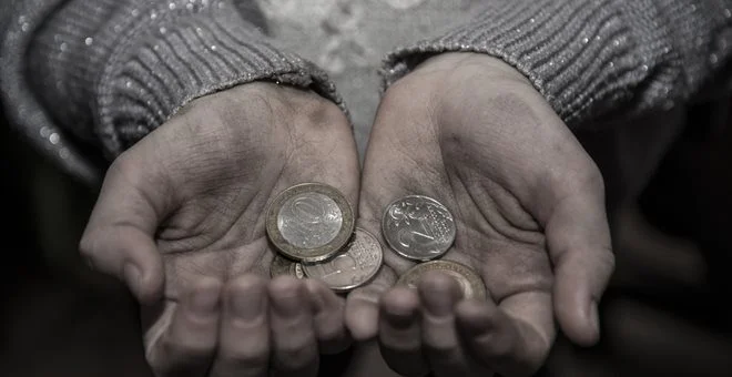 Τα ποσοστά του τρόμου-Δεύτεροι φτωχότεροι οι Έλληνες εργαζόμενοι στην Ευρώπη