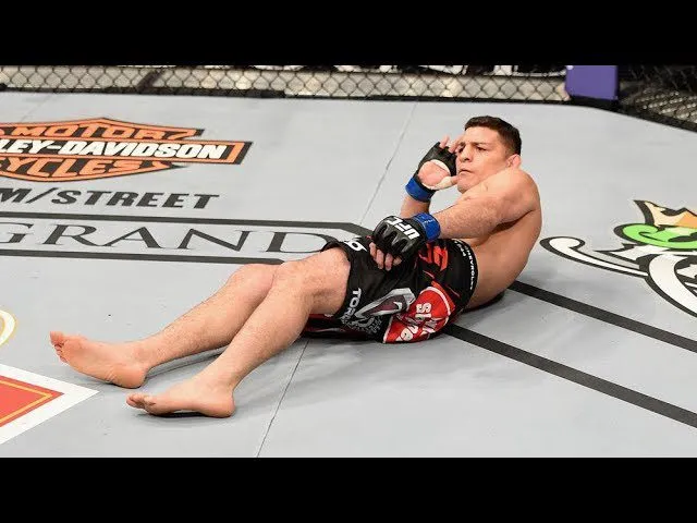 Όταν αθλητές MMA και Πυγμαχίας… ξεφτιλίζονται στα ρινγκ! (video)