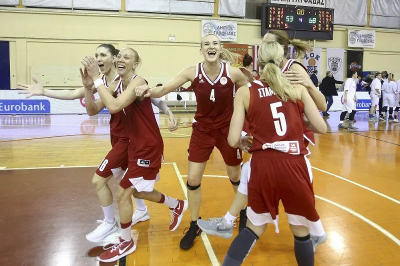Κυπελλούχος ο Ολυμπιακός (pics)