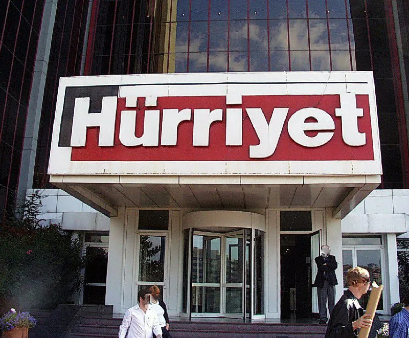 Προβοκατόρικο πρωτοσέλιδο της Hürriyet - Οι «κατάδικοι της Μόριας»