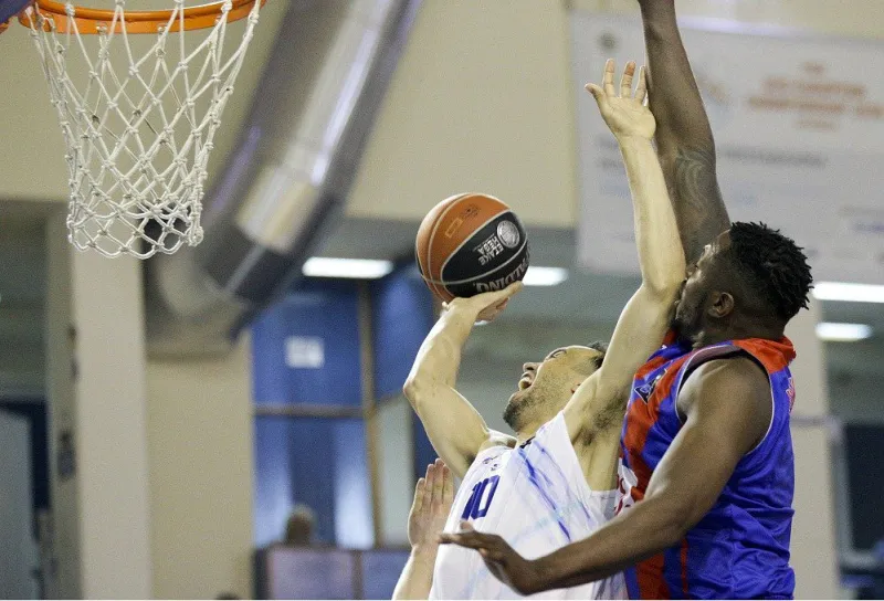 Φινάλε με κατοστάρα, MVP ο Τζόουνς
