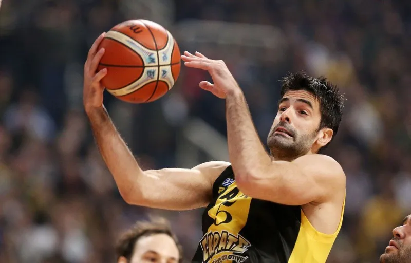 Το απίθανο τρίποντο του Σάκοτα!