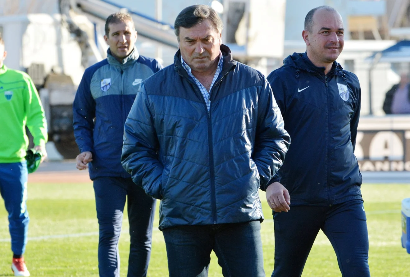 Το δίλημμα του Τεννέ