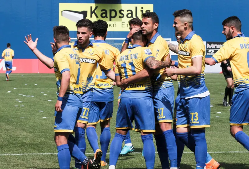 Του... έκοψε την πεντάδα