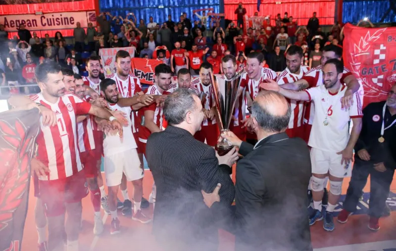 To κόκκινο «Monster» συνάντησε τα... Οσκαρ!