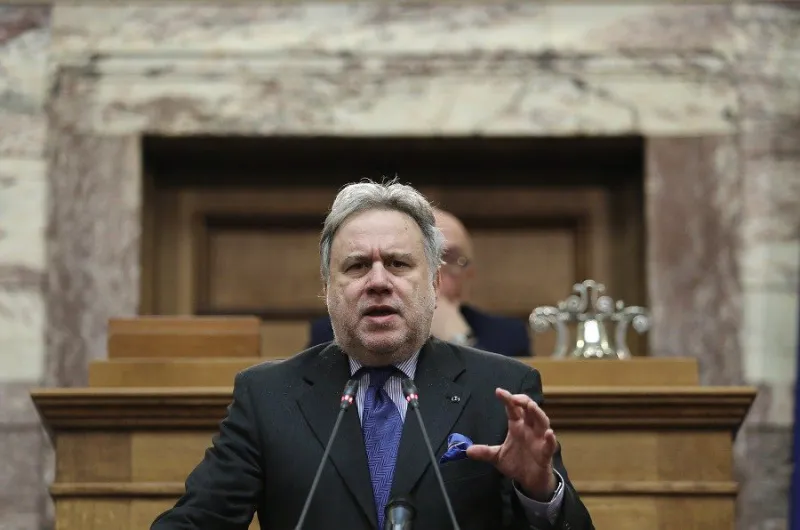 Κατρούγκαλος για τους «8» - «Αν δεν πάρουν άσυλο πρέπει να πάνε σε άλλη χώρα»