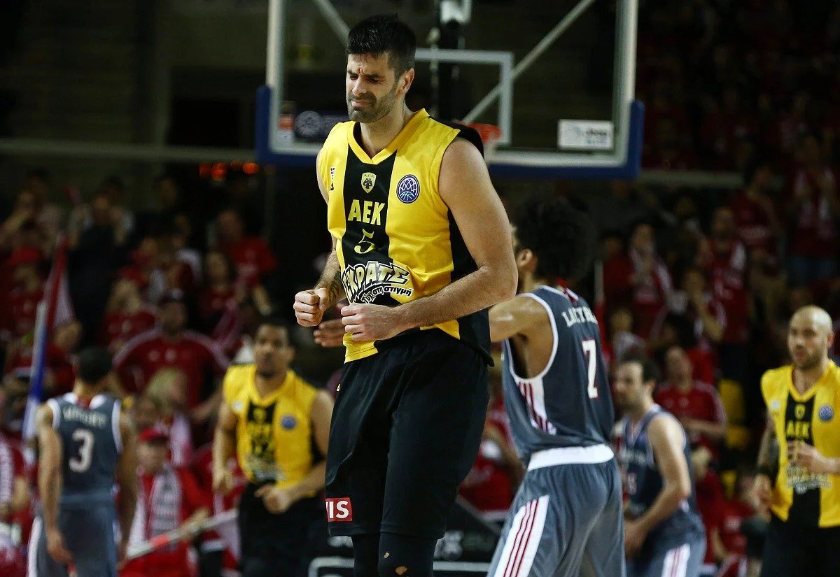 Αμυχή στο μάτι ο Σάκοτα