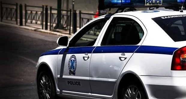 Καλαμάτα: Συνελήφθη 19χρονος με 2110 κροτίδες