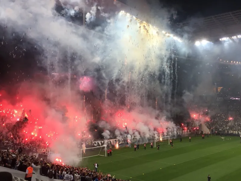 Πανικός στην προπόνηση της Κορίνθιανς! (vid)