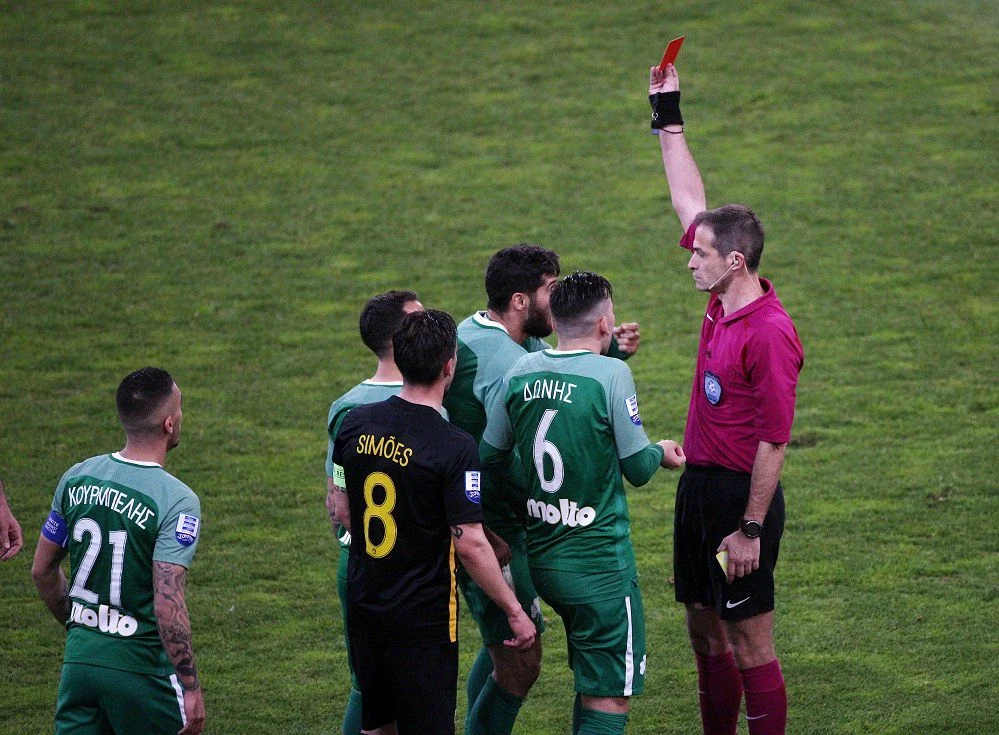 Περιμένει την έκθεση!