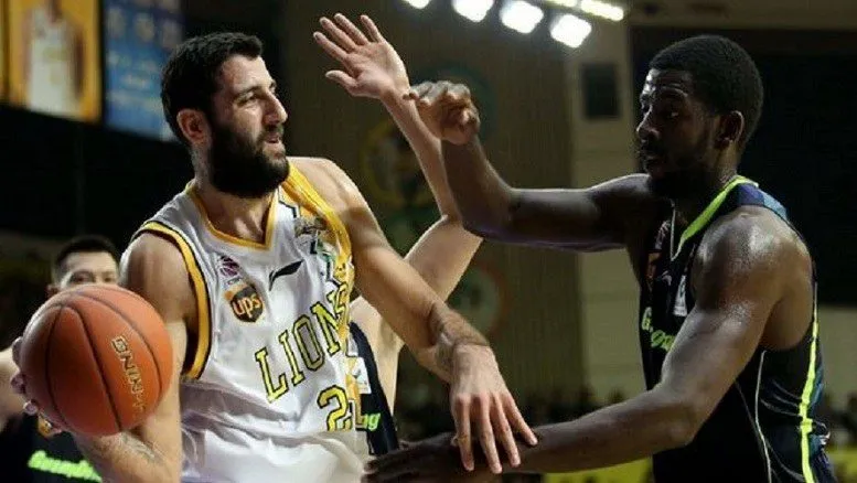 Σε 7ο ματς η Τσέτσιανγκ του Γιάννη Μπουρούση!