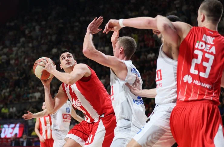 Break με την πρώτη για τη Μπούντουσνοστ (vid)