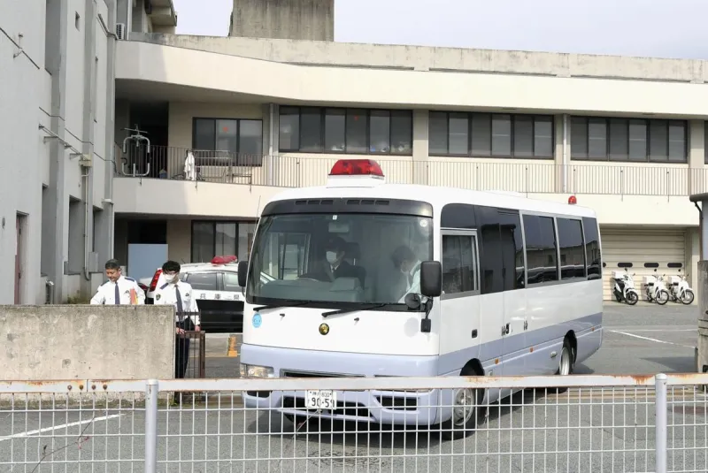 Ιαπωνία: Κρατούσε το γιο του σε ξύλινο κλουβί για είκοσι χρόνια