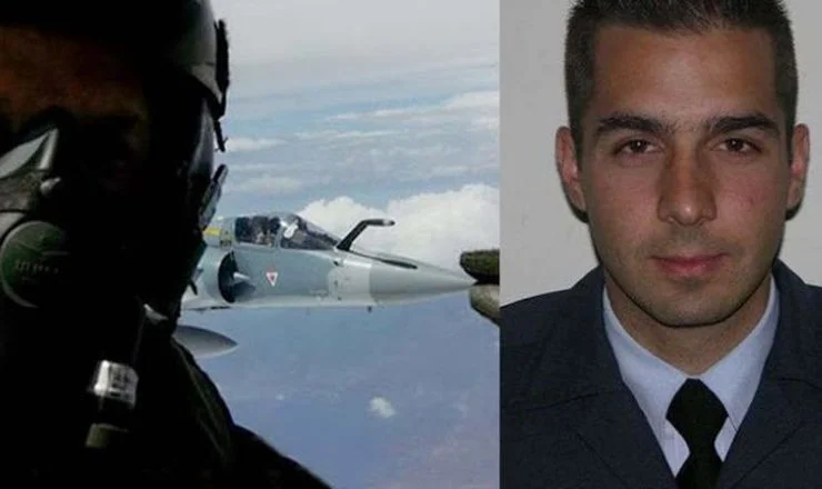 Σε λαϊκό προσκύνημα η σορός του ηρωικού σμηναγού Γ.Μπαλταδώρου