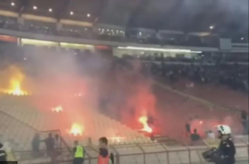 Αγριο ξύλο και κυνηγητό στους δρόμους και στο γήπεδο στο Ερυθρός Αστέρας - Παρτιζάν [vids]