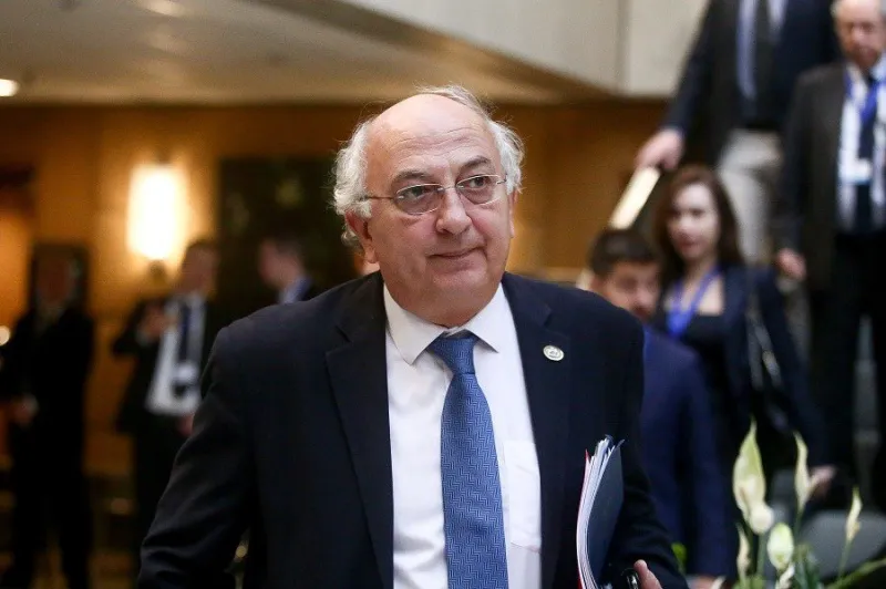 Υφυπουργός Εξωτερικών: Διαψεύδει τους ισχυρισμούς της Τουρκίας