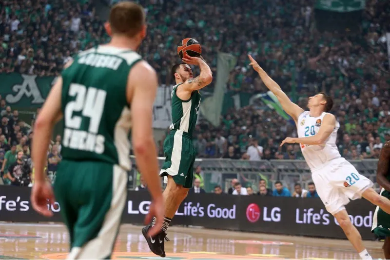 Πράσινη... λάβα, κατάπιε τη Ρεάλ! (pics)
