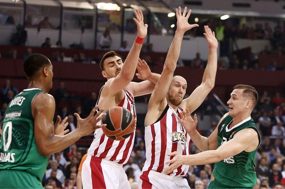 Του την... έσπασε! (pics/vid)