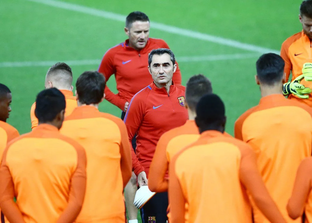 El Mundo Deportivo: «Ο Βαλβέρδε κινδυνεύει αν δεν πάρει νταμπλ»
