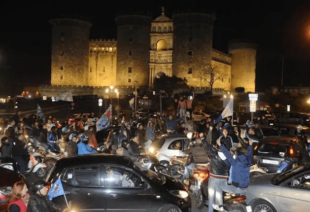 Νάπολη όπως... Νέα Φιλαδέλφεια (vid)