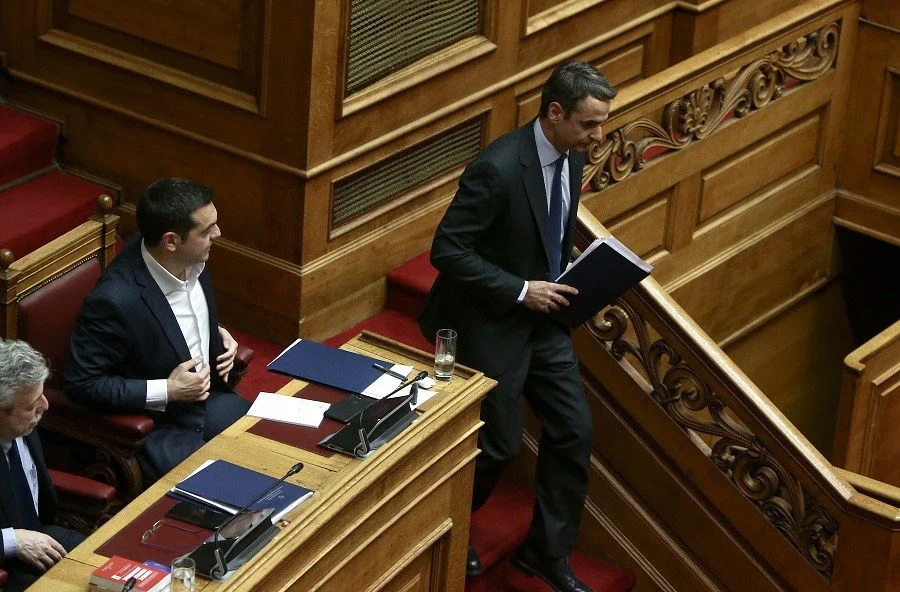 Μαξίμου για Μητσοτάκη: «Μοιάζει με τον καθοδηγητή του, κ.Σαμαρά»
