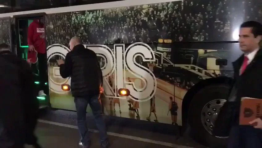 Η άφιξη του Ολυμπιακού στη «Zalgirio Arena» (vid)