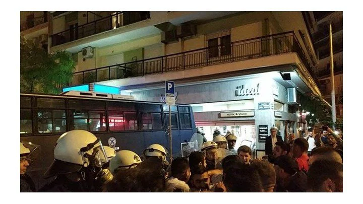 Επεισόδια και χρήση χημικών στην πορεία των Αρμενίων(vid)
