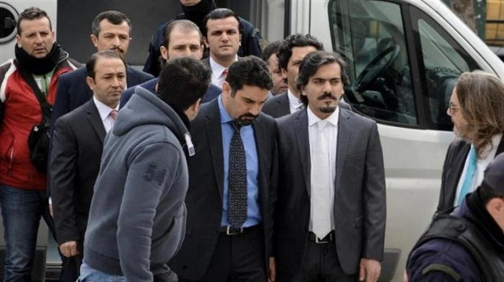 Ελεύθερος ένας από τους 8 Τούρκους αξιωματικούς
