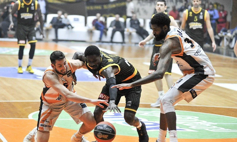 «Μάχη» για την τετράδα στο ΟΑΚΑ