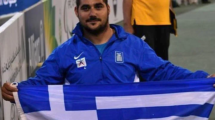 Αργυρό μετάλλιο ο Στεφανουδάκης στη σφαίρα