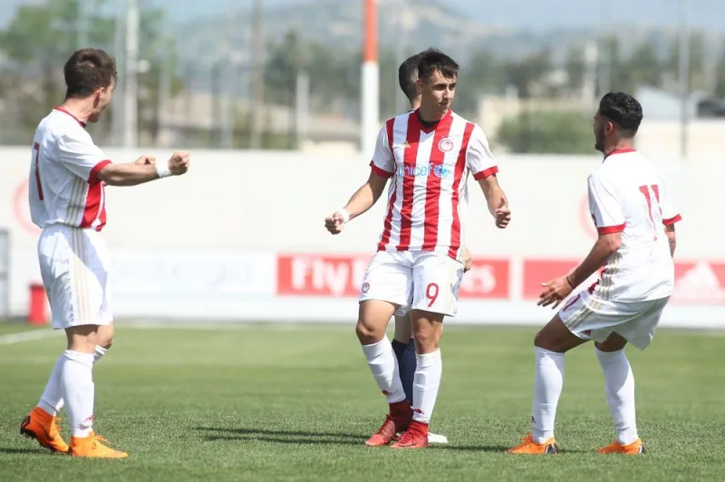 Άλλα κόλπα για την Κ-17 του Ολυμπιακού (vid)