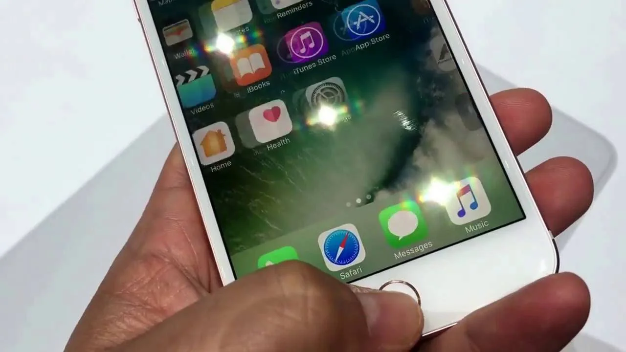 Κάποια μοντέλα iPhone7 και 7plus ενδεχομένως να έχουν θέμα με το μικρόφωνο παραδέχεται η Apple