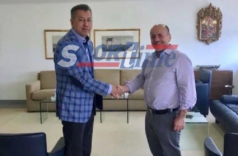 Αποκλειστικό: Η πρώτη χειραψία Αλαφούζου-Παϊρότζ (pic)