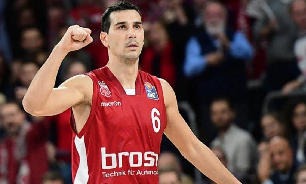 Φοβερός Ζήσης στη νίκη της Μπάμπεργκ επί της Βόννης