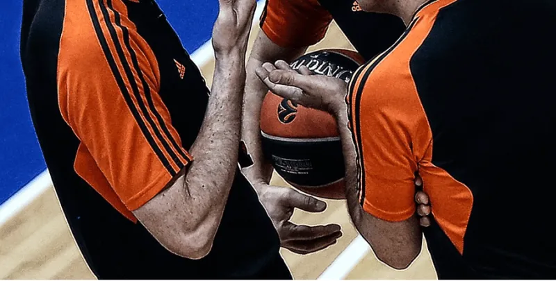 Στις 8 «σφυρίχτρες» του Final-4 ο Κορομηλάς (pic)
