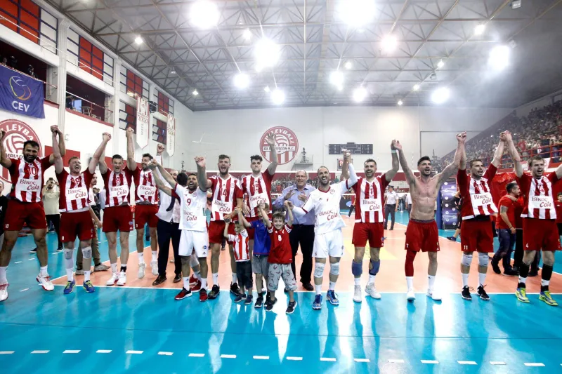 Συγχαρητήρια της ΚΑΕ και ΠΑΕ Ολυμπιακού στο βόλεϊ