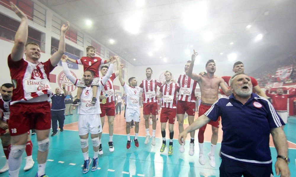 Σήκωσε μαζί με τον Μπλέτσα την κούπα ο Χριστοφιδέλης