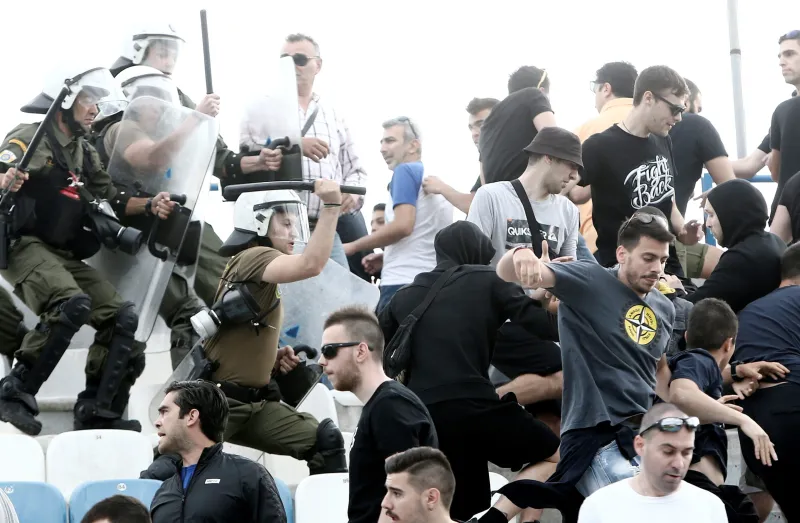 Επεισόδια στην Καλλιθέα (pics)