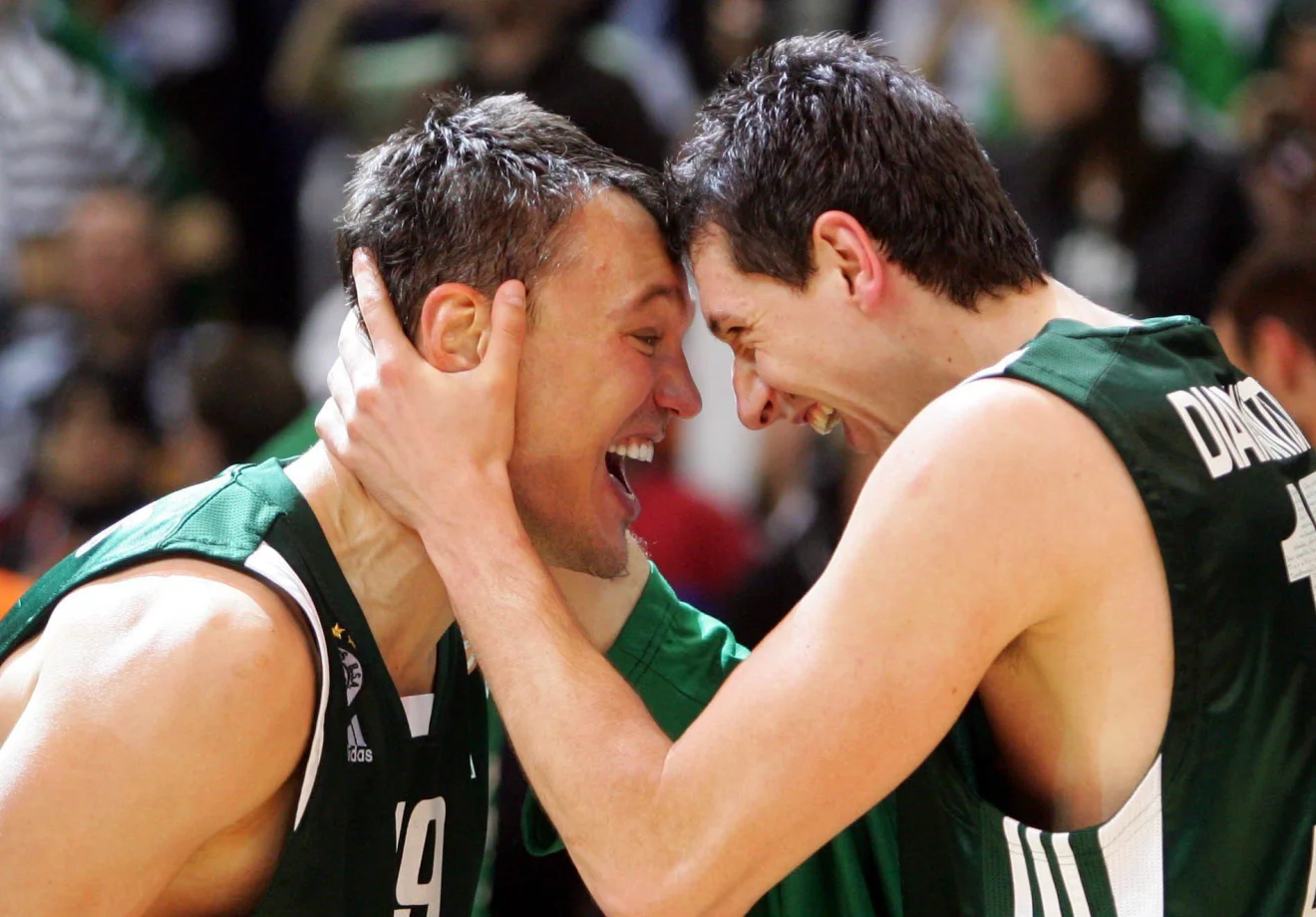 Ο Σαρούνας γίνεται... Γιασικεβίτσιους στα Final 4 (pics)