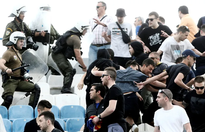 Γι' αυτό πιάστηκαν στα χέρια στην Καλλιθέα