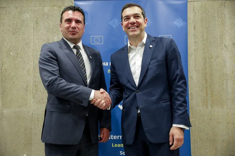 Ολοκληρώθηκε η συνάντηση Τσίπρα-Ζάεφ