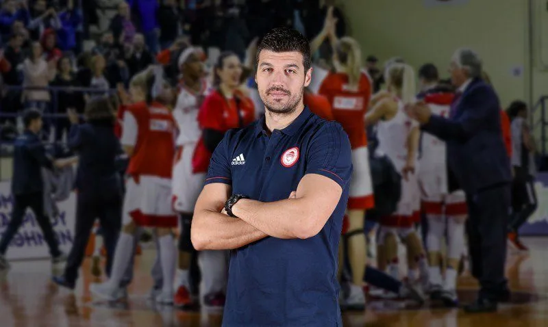 Ανακοίνωσε Παντελάκη ο Ολυμπιακός