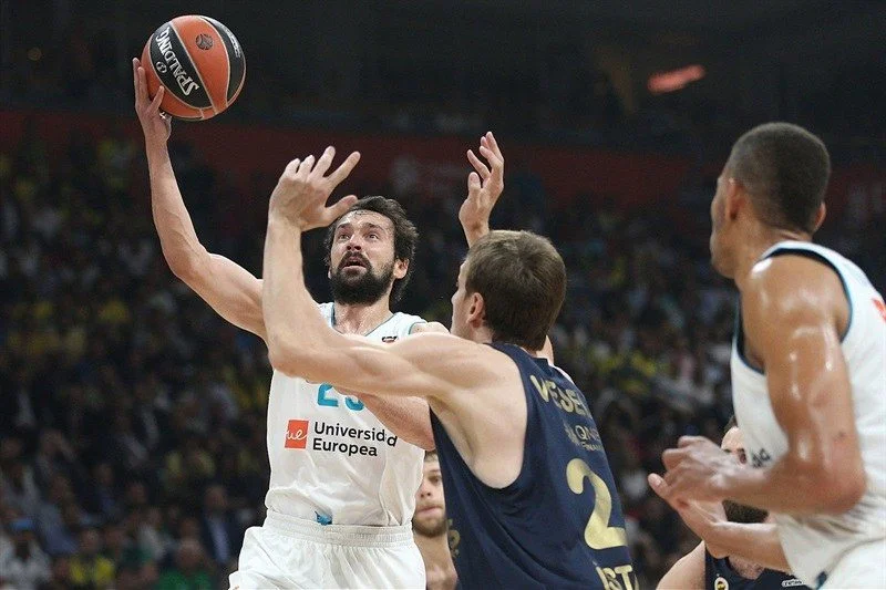 Το διχτάκι θα μπει στις αποσκευές του Γιούλ (vid)