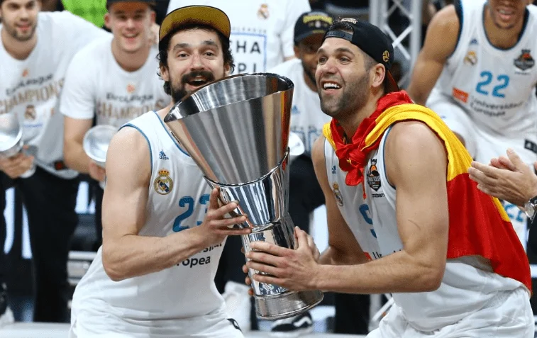Η selfie του Γιουλ μέσα από τα αποδυτήρια (pic)